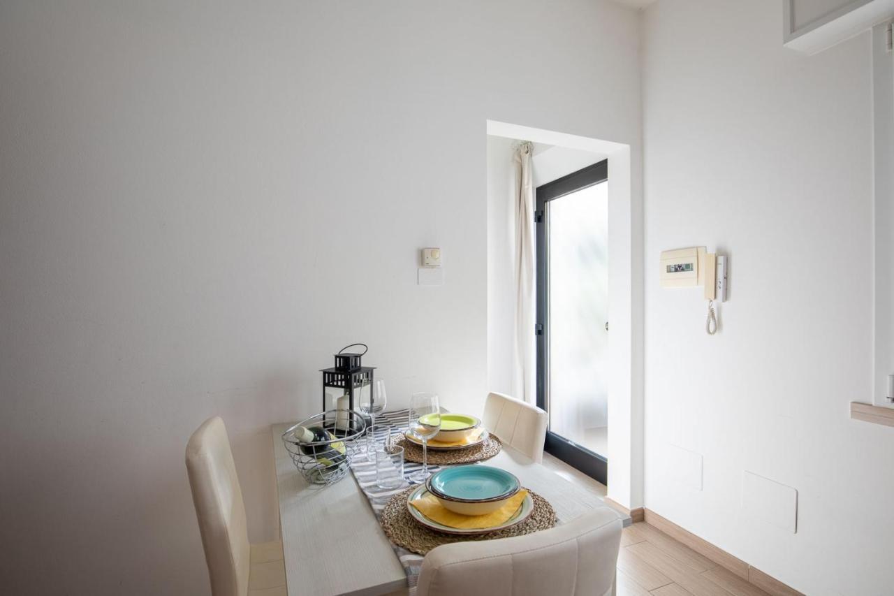 Bilocale Con Giardino A 200Mt Dal Mare - Homeunity Rímini Exterior foto