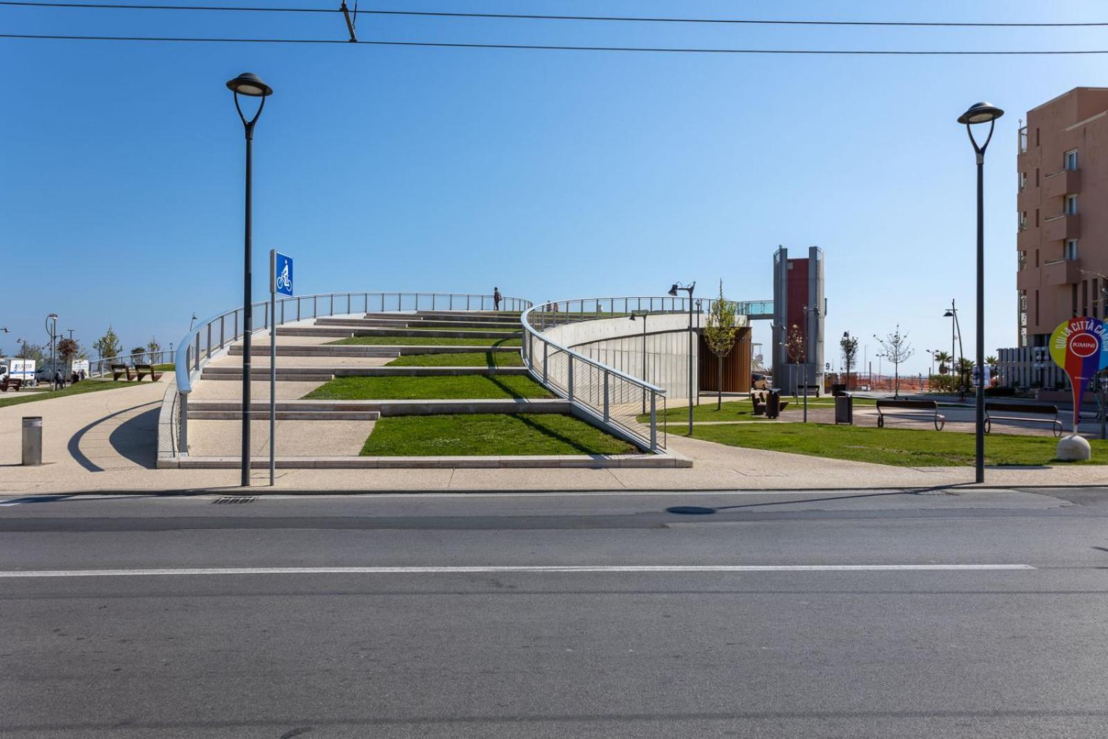 Bilocale Con Giardino A 200Mt Dal Mare - Homeunity Rímini Exterior foto