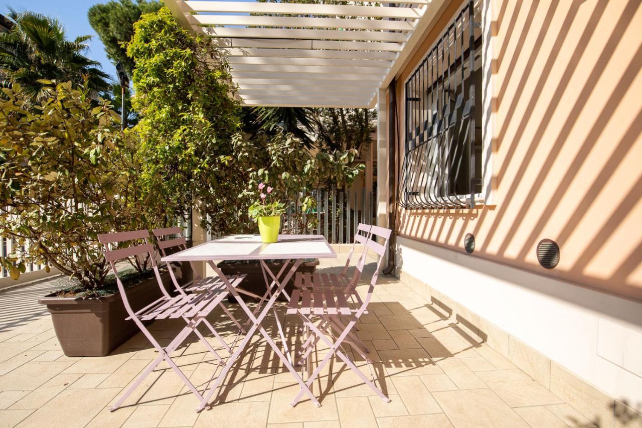Bilocale Con Giardino A 200Mt Dal Mare - Homeunity Rímini Exterior foto