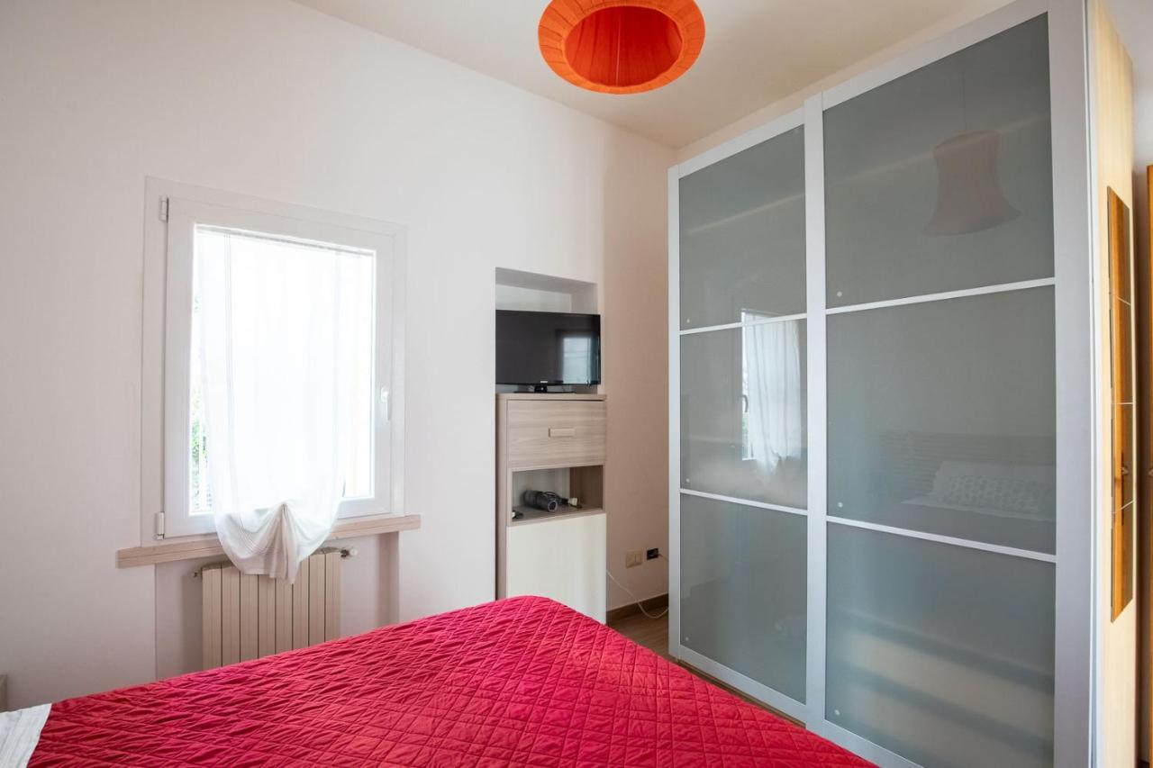 Bilocale Con Giardino A 200Mt Dal Mare - Homeunity Rímini Exterior foto